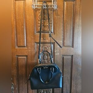Calvin Klein Crossbody Style Bag